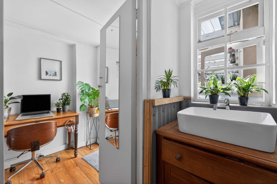 3 Bedroom Property for Sale in Higgovale Western Cape